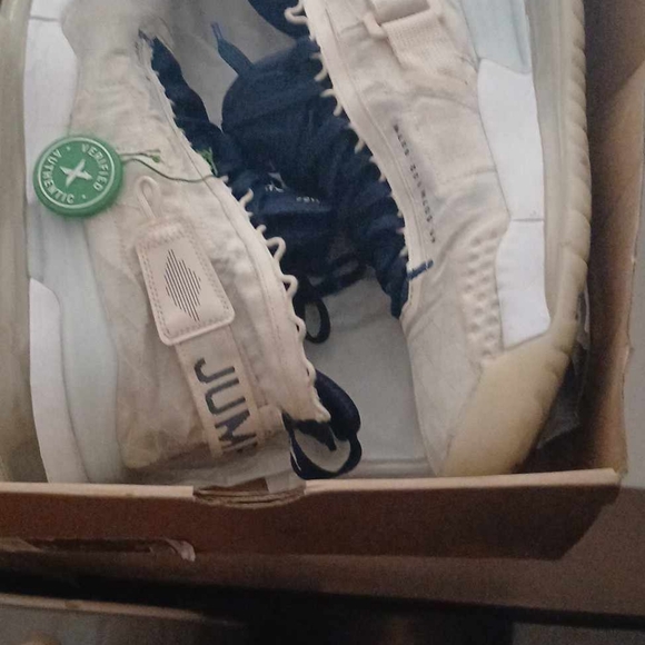 Air max 720/ Jumpman's , size 11 - Picture 1 of 7